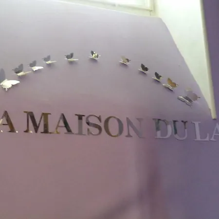 La Maison Du Lac Aubin (Aveyron)